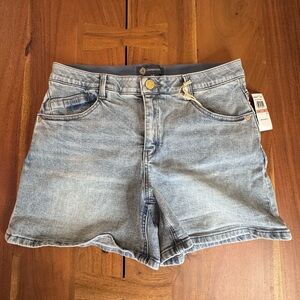 Democracy Ab Solution Light Wash Denim Shorts NWT Size 12